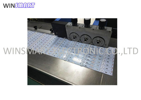 ซื้อ LED PCB Separator เครื่องตัด PCB อลูมิเนียมใบมีดหลายใบ 1500mm online manufacture
