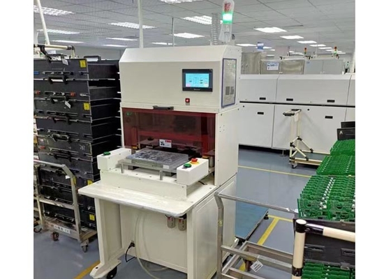 PLC Control Automatic PCB Punch Die Tooling เครื่องเจาะ PCB